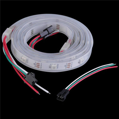Le 5050 lampade fluorescenti principali Rgb indirizzabili accendono individualmente la diffusione del nastro 5m Ws2812B